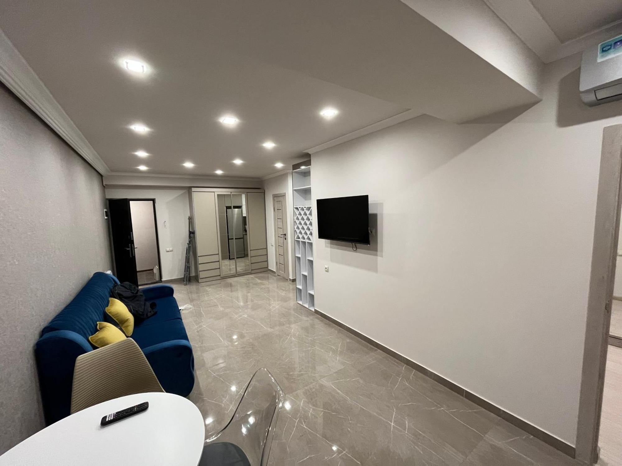 City Centre Apartment On Sakharov Square エレバン エクステリア 写真
